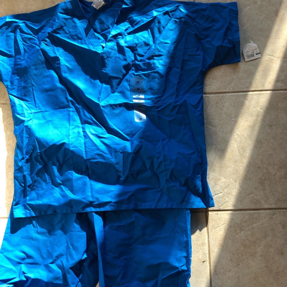 Royal Blue woman’s scrubs set in medium petite